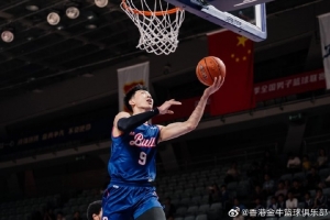 勇往无前！来看香港金牛昨晚比赛精彩图集！