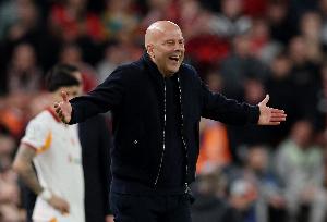 利物浦跟队：斯洛特不会在赛季结束前下课，但季末评估结果不好说