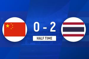 半场-U23国足0-2泰国U23 王博豪伤退鲍世蒙送礼向余望头球造险