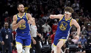 科尔：波姐想超越库里很自信 但他得学会如何应对媒体&别过于张扬