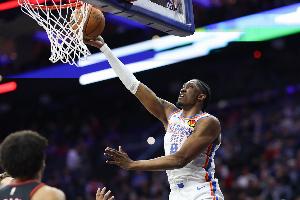 马祖拉：杰伦威能自主得分扮演好自己的角色 我们要提高执行力