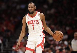 这不拿个三双？杜兰特打满首节3中2拿下6分5板5助全面数据