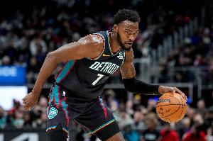 同样叫里德！半场保罗·里德填满数据栏 纳兹·里德8中1&还3失误