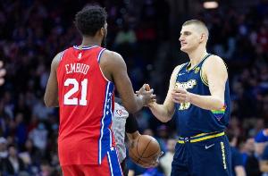 路威：约基奇拿MVP时就2-3个人竞争 而这赛季有5-6人有资格拿MVP