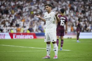 记者：阿韦洛亚和皇马俱乐部对迪亚斯寄予厚望，球员不会离队