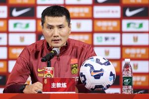 记者：邵佳一赛后表示尽量避免战术被曝光，他对此不应该陌生才对