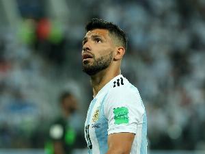 西媒：阿圭罗在业余比赛中肌腱断裂，需要接受手术