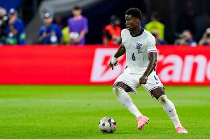 格伊：很高兴担任英格兰队长，我们需正确看待这场失利