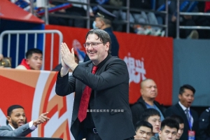 凯撒：回到济南我百感交集 衷心祝愿山东男篮本赛季能取得好成绩