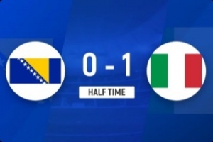 半场-意大利暂1-0波黑 巴斯托尼直红 小基恩兜射破门巴雷拉献助攻