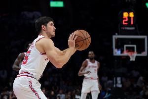 谢泼德谈四连胜：就是努力打球 雄鹿一直在战斗&我们坚持住了