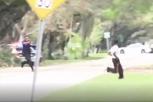 抓捕视频独家流出！拉尔萨豪宅遭歹徒强砸未遂 嫌疑人车祸落网