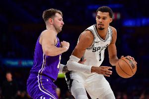 西部前三太卷了！雷霆近20战18胜 马刺近28战26胜 湖人近18战16胜