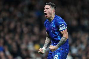 记者：切尔西高层支持罗塞尼尔内部禁赛恩佐的决定