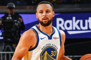 克六：库里的投篮能力太出色 以至于我们常常忽略他控球技术