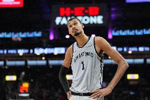 攻守俱佳！马刺和绿军目前是仅有的两支攻防效率都在联盟前5球队