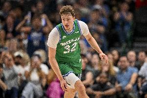 状元天赋！弗拉格沿底线突破 暴起双臂滑翔重扣点燃主场