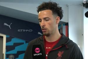 琼斯：萨拉赫以传奇身份离开利物浦，希望能让他带着冠军离开