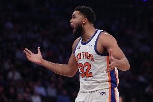 唐斯因肘部伤势缺席今天对阵公牛比赛 米罗顶替其首发出战