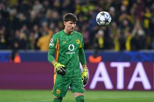 法媒：拜仁、切尔西、纽卡关注多特门将科贝尔