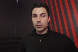 塔帅：某些时段我们完全掌控了局面 禁区内外的防守球队表现糟糕