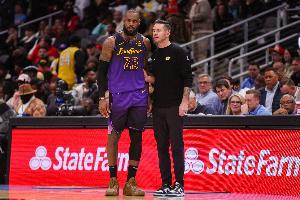 ESPN预测西部最终排名：雷霆力压马刺 湖人仍居第三&首轮打森林狼