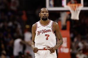 KD：我的风格新旧结合&喜欢中距离和内线 这是我至今仍能立足原因