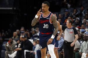 科林斯：我一直以自己的全面性为傲 能做很多事情 也能防多个位置