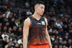 鲁媒：许梦君和刘毅敢打敢拼 于德豪因伤至少休战五到六场比赛