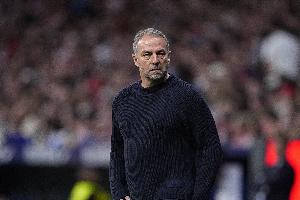 阿斯：弗里克严令巴萨球员避免与马竞球员冲突导致无谓吃牌停赛