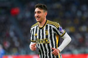 坎比亚索：迪格雷戈里奥总是全情投入，他帮助我们赢下重要胜利