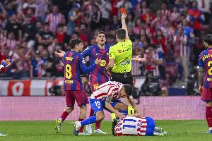 支持马竞！皇马TV：马丁红牌改判巴尔韦德却没有，数据说明有猫腻