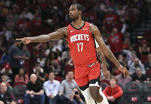 今天打得好！伊森半场4中3拿到7分3板 正负值+13最高