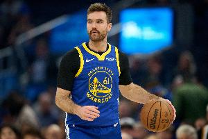 斯潘塞：很久没打40分钟了 最后体能下降怎么投都投不进