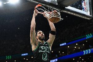 领袖回归！塔图姆复出至今出战15场 凯尔特人13胜2负！