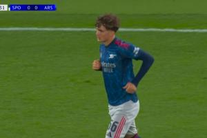 能否改变局面？第75分钟，道曼、马丁内利上马杜埃凯特罗萨德下