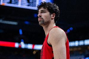 带不动！阿夫迪亚21中13空砍全场最高29分 另有6板6助&正负值+7