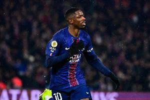 登贝莱上半场创造2次机会+2次过人，比利物浦全队加起来都要多