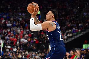 可圈可点！乔丹·米勒11中6拿16分6助 科比·桑德斯8中5得17分