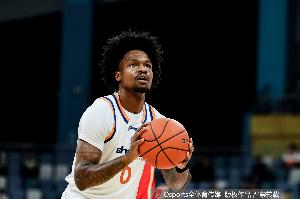 高歌猛进！上海男篮豪取17连胜后已经锁定联盟前二