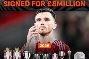 挥手已是传奇！罗伯逊2017年800万镑加盟利物浦 9年生涯获9个冠军