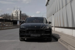 太阳报：梅西巴萨时期开的保时捷卡宴将被拍卖，车况极好