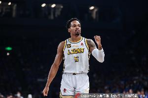 解说谈广厦：布朗状态仍需润滑 只能说缺件的法拉利还是法拉利