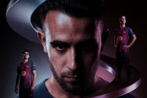 巴萨发布德比战海报：埃里克·加西亚C位，奥尔莫、马丁出镜