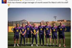 3月联赛3战全胜！弗里克与教练团队领取西甲官方3月最佳教练奖