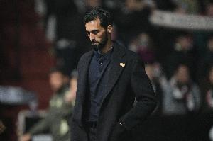 马卡：皇马已将联赛拱手送给巴萨 若欧冠再输，本赛季与结束无异