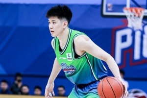 内外开花！林庭谦打满全场10中6贡献18分6助 但也有8失误