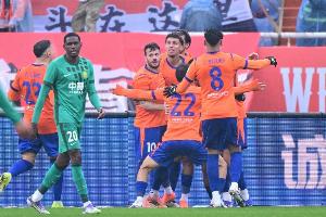 鲁媒：泰山3胜2负低于预期；球队赛季初目标“保三争一”但不强求