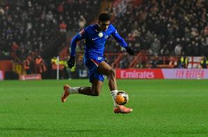 法尔克：拜仁关注切尔西后卫阿昌庞，但得金玟哉离队才会出手