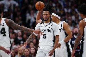 卡斯尔：我们终于能圈季后赛的比赛日期了 目标是能走得更远